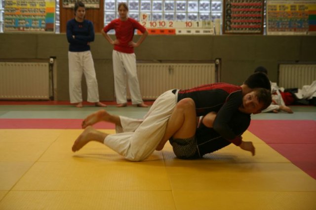 Judolehrgang Bodentechniken / SV / Treechallenge