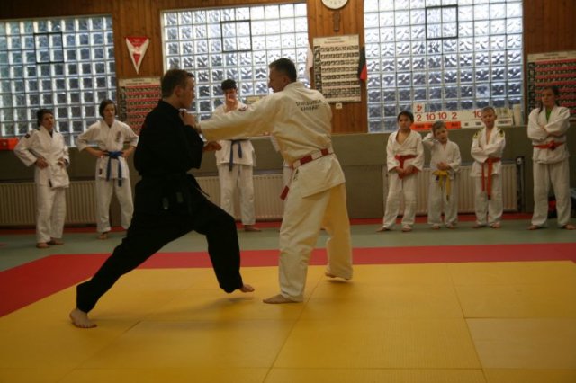 Judolehrgang Bodentechniken / SV / Treechallenge