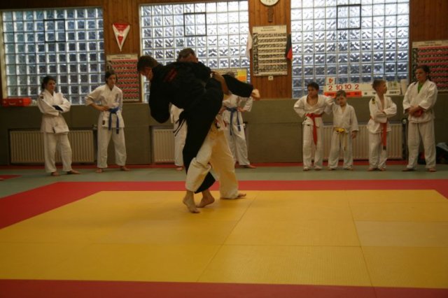 Judolehrgang Bodentechniken / SV / Treechallenge