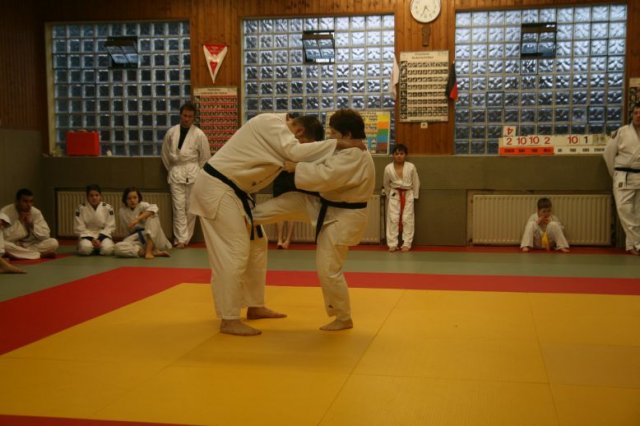 Judolehrgang Bodentechniken / SV / Treechallenge