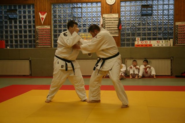 Judolehrgang Bodentechniken / SV / Treechallenge